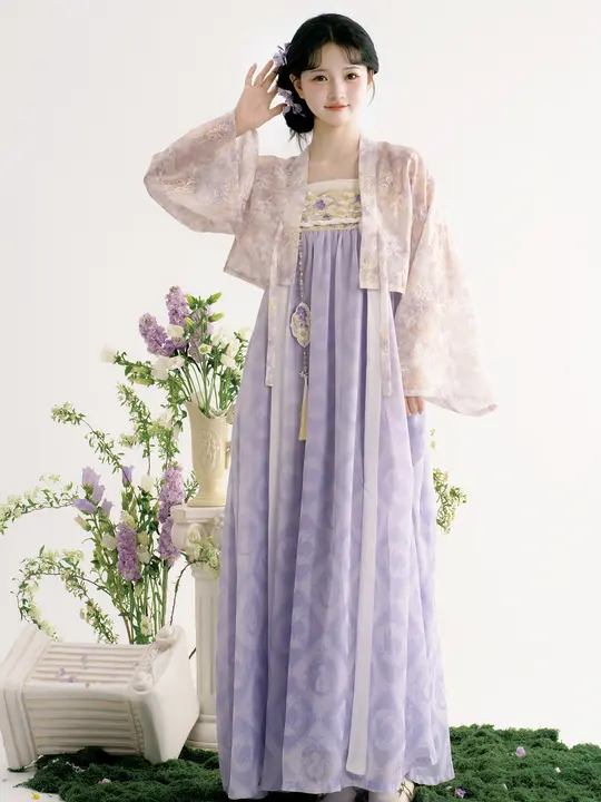 美しい刺繍の春夏用漢服【法門寺スタイル・改良型・日常使用可】