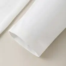 コットン製 シンプルデザインのゆったり長袖Tシャツ【刺繍デザイン・カジュアル・秋冬用】