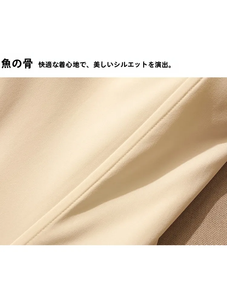 花柄のビスチェで通勤スタイルを一気に引き上げる方法は？