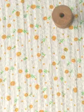 小花ドット柄ポリエステル生地【ハンドメイド用・衣装やスカーフに最適】