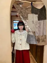 可愛らしいデザインの麻素材のショートセットアップ【重ね着対応・カラーボタン付き】（セットアップ対応）