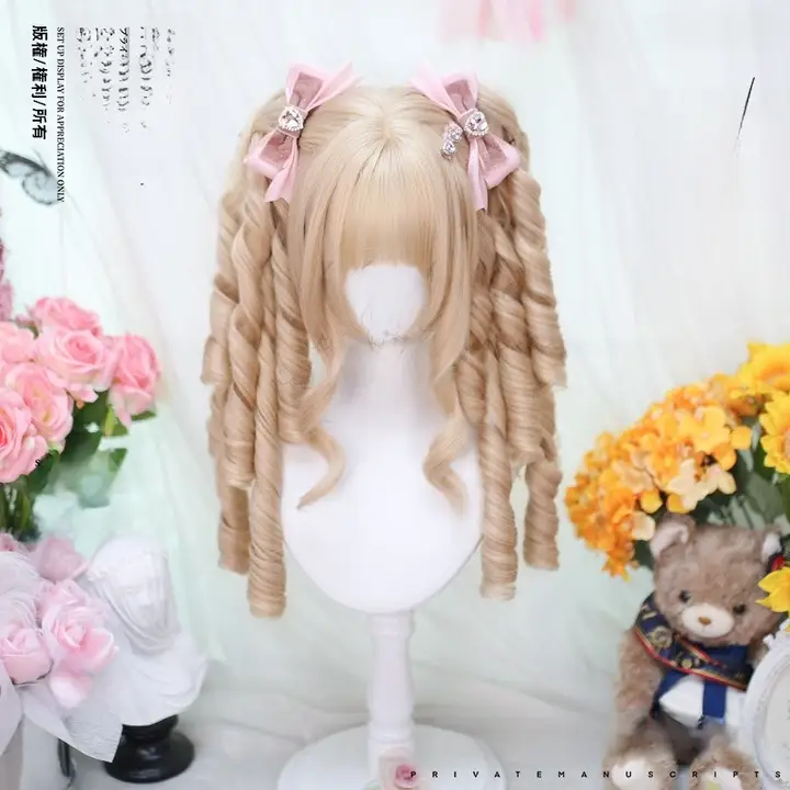 ロリータスタイルのローマンカールウィッグ【フルカバー・短髪・二次元風】