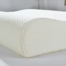 マッサージ用枕【記憶泡沫・コットンカバー・曲線デザイン・大人用】