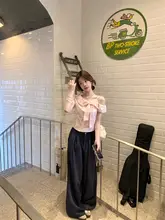 ピンクのリボン付きオフショルダートップス【ショートスリーブ・女性用・夏向け・甘美デザイン】