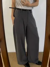 フランス風プリーツデザインのパンツ【ユニセックス・ストレートタイプ】