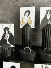 高級ジュエリー展示用 ブラックローマ柱型イヤリングスタンド【耳飾り・ディスプレイ用・写真撮影】