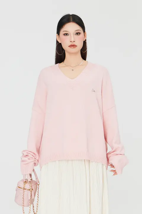 ふんわりカラーのニットトップス【ルーズフィット・冬用・極上の柔らかさ】（セットアップ対応）