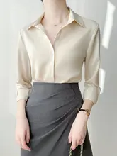 白いサテン仕立ての女性用シャツ【通勤・重ね着に最適】