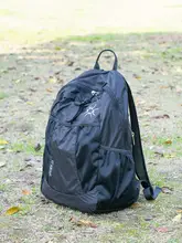 超軽量 レディースバックパック【夏用・折り畳み可能・旅行・登山対応】