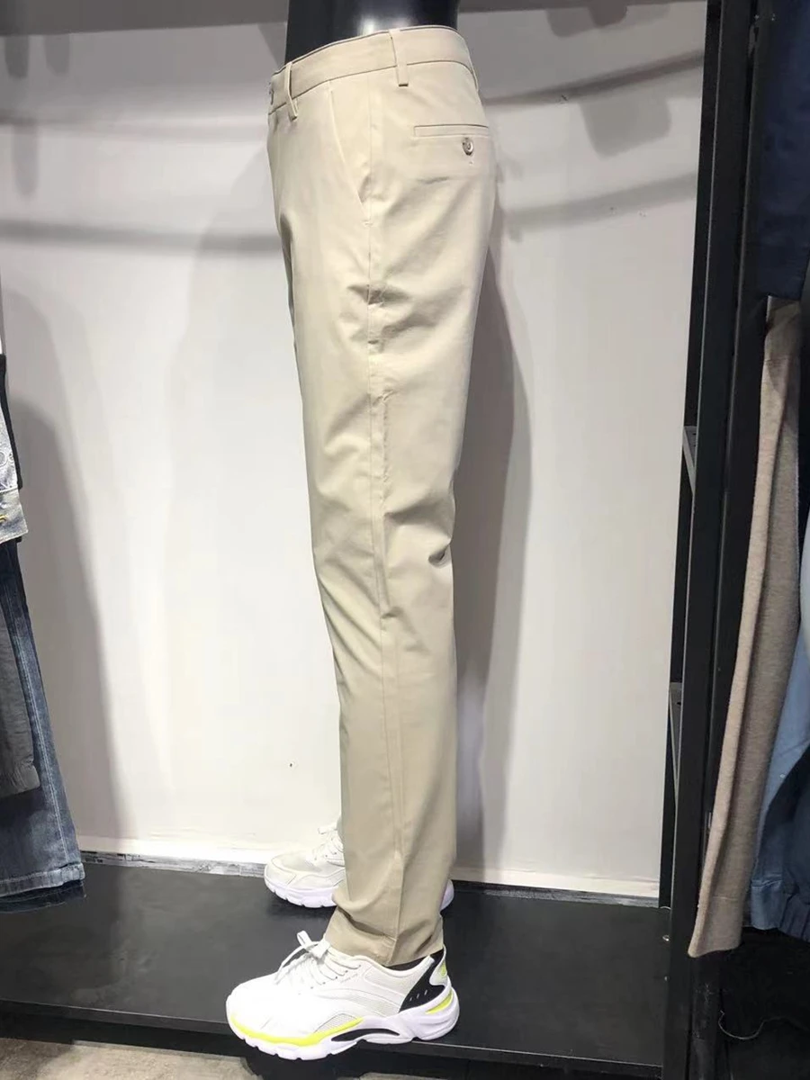 カーゴパンツ メンズ コーデの選び方｜通勤に最適なストレートパンツの実測ガイド