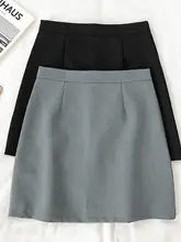 浅灰色のAラインハイウエストスカート【シルエットを引き立てる・防透けデザイン】（セットアップ対応）