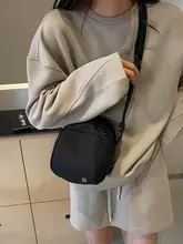 軽量防水の小さな貝殻型バッグ【シンプルデザイン・多層ポケット・ハンドル付き・ショルダー・クロスボディ】