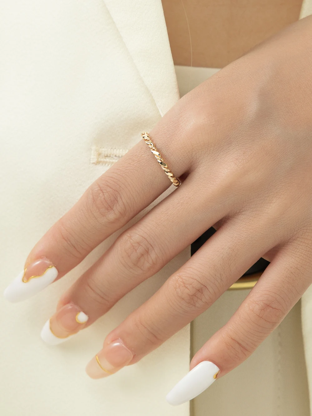 14k リングを選ぶべきタイミングは？価格・デザイン・保存法まで徹底解説