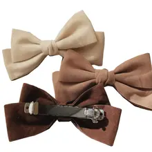 高級感あるリボンデザインの後頭部用バンスクリップ【秋冬用・バネ式・ハーフアップ対応】