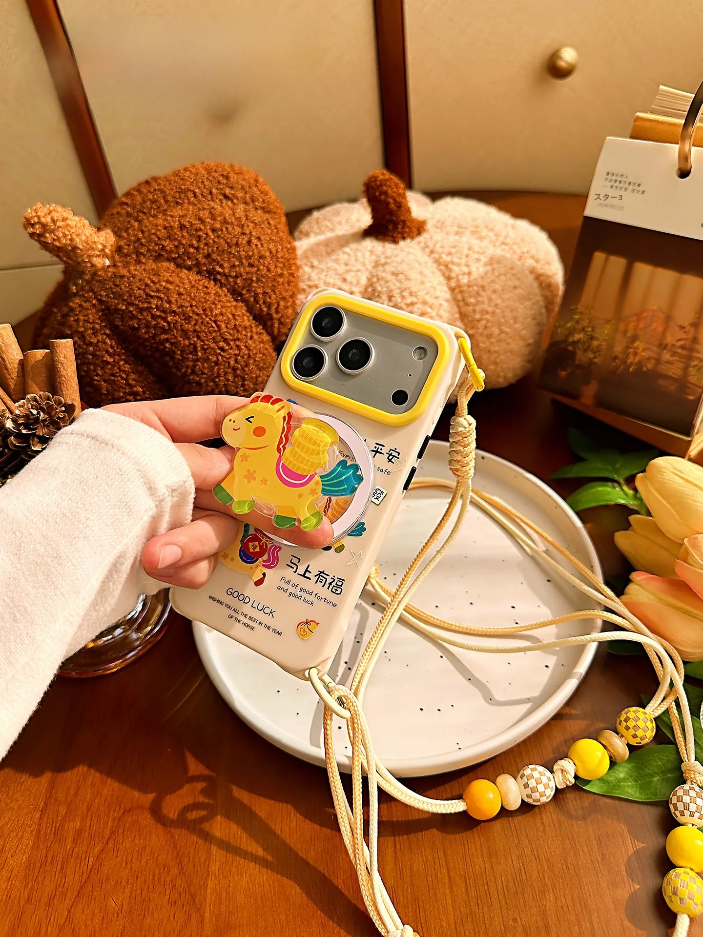 スマホケースにカード入れが欲しい！でもどう選ぶべきか？