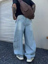 春夏向けデザインのスリムフィットデニムパンツ【洗練されたタック・カジュアル・ワイドレッグ】（セットアップ対応）