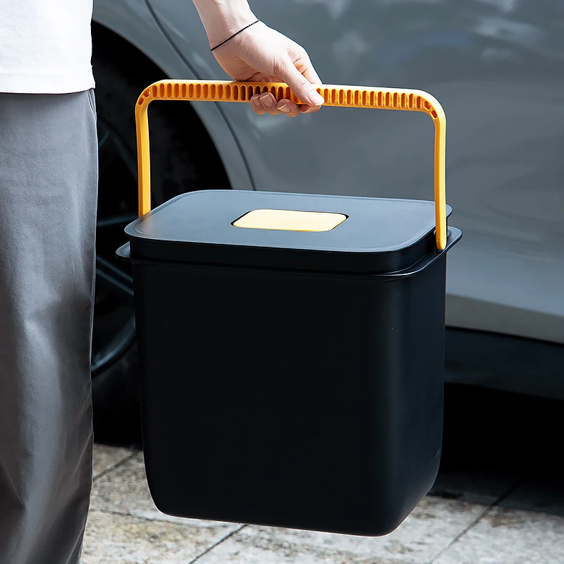 屋外収納ボックスに防水機能が必須？小型で実用的な洗車バケツの選び方とは