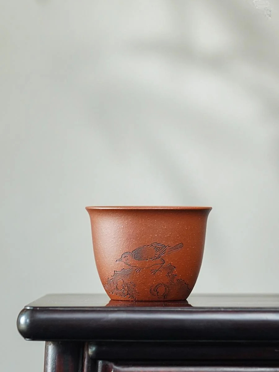 茶色と水色の違いをどう理解すればいいのか？厳選4選で暮らしに溶け込む選び方