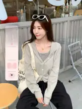 カラー切替ストライプフード付きニットカーディガン【春秋用・フィット・女性用】（セットアップ対応）