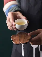 コースター 和式 ユーザー ティーカップ コーヒーカップ ウォールナット製 無垢材 花 デザイン ラウンド型 遮熱