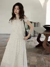 可愛いドット柄のフリル付きトップスとストレートスカート【夏用・二点セットアップ対応】
