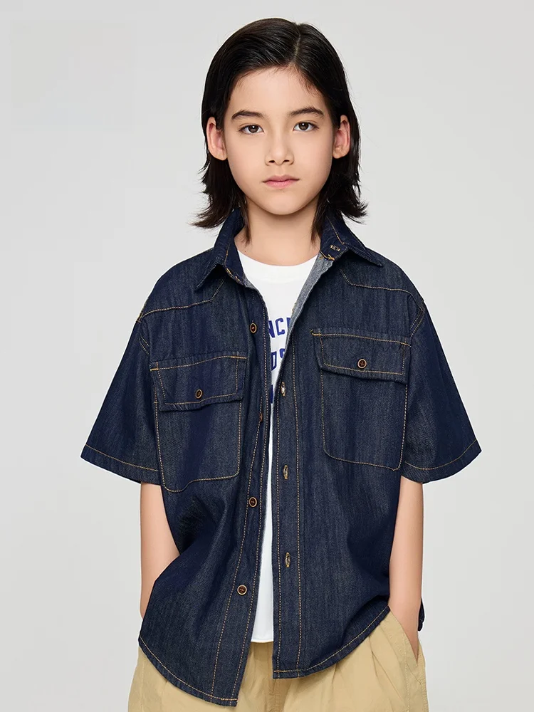 ベビー ブルー 色 はなぜ子どもにぴったりなのか？夏の日常に溶け込む、デニムシャツの選び方