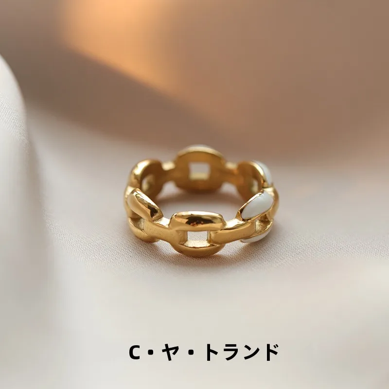 シンプルなデザインの透かしリング【女性用・チェーン風・韓国スタイル】