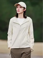 防風機能付き フード付き薄手アウトドアジャケット【女性用・黒・スリムフィット・登山用】