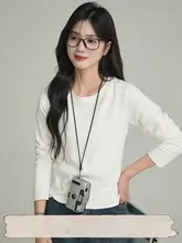白色の長袖Tシャツ【丸首・フィット感・秋用・極上の柔らかさ】