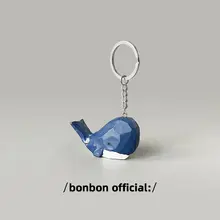 木製クジラのキーホルダー【ハンドメイド・おしゃれなデザイン・ギフト用】