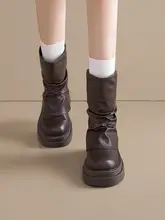 厚底デザインのショートブーツ【レディース・パンツイン対応・西部風スタイル】