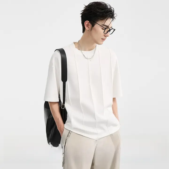 立体裁断の多重プリーツデザイン！二重構造のクルーネック半袖Tシャツ【男性用・夏用】
