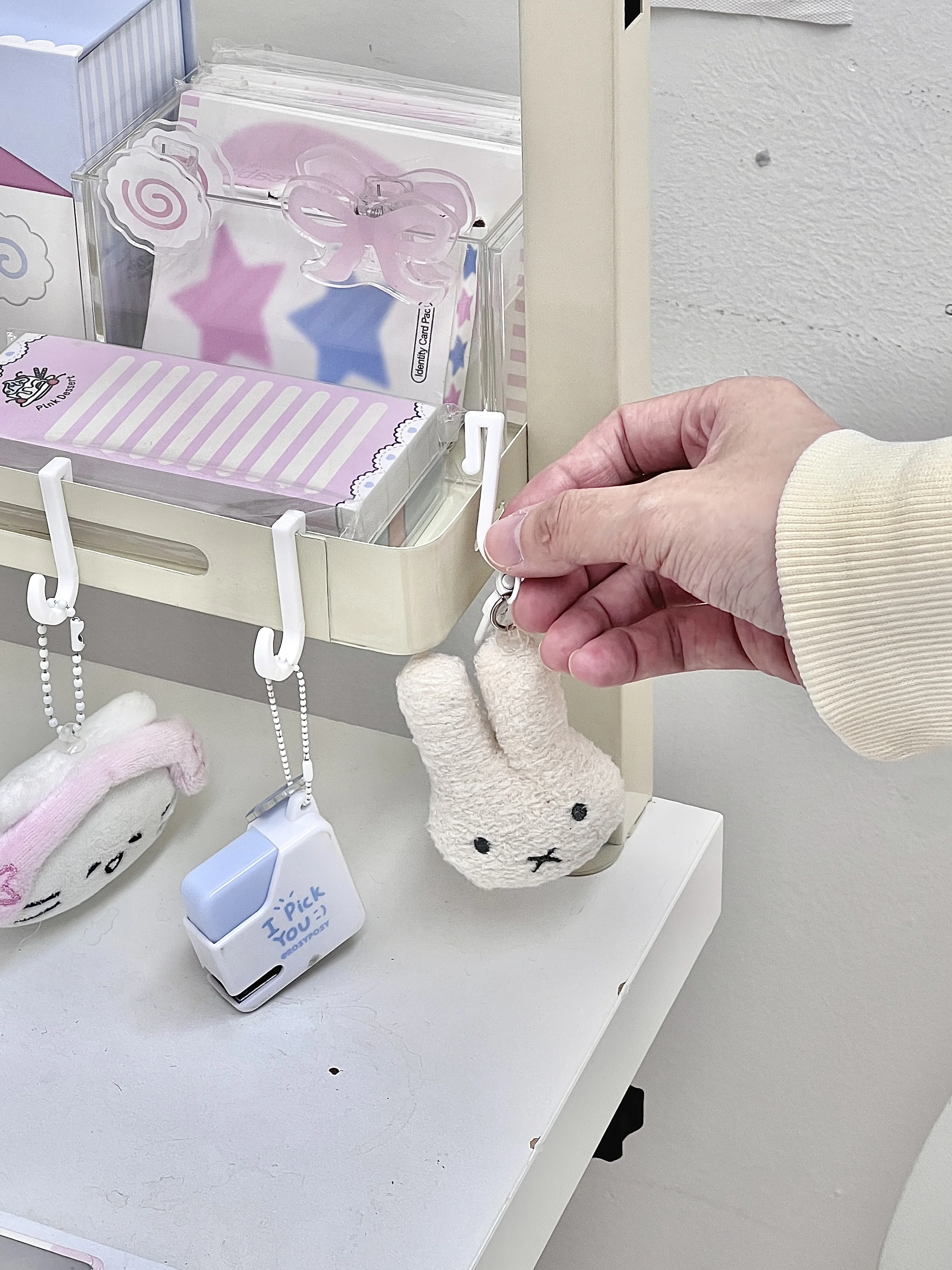 3DCG同人作品に欠かせないアイテムは？オタクが欲しいグッズとしてのキャラクターグッズとは？