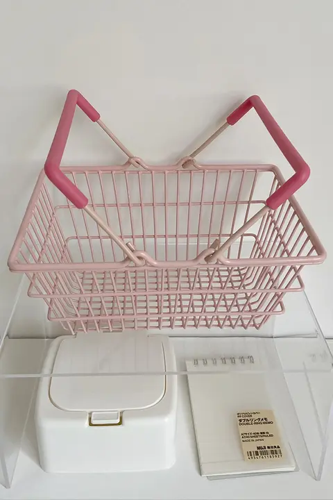スチール製デスクトップ収納ボックス【ホワイト・ピンク・シンプルデザイン・アクセサリー収納】