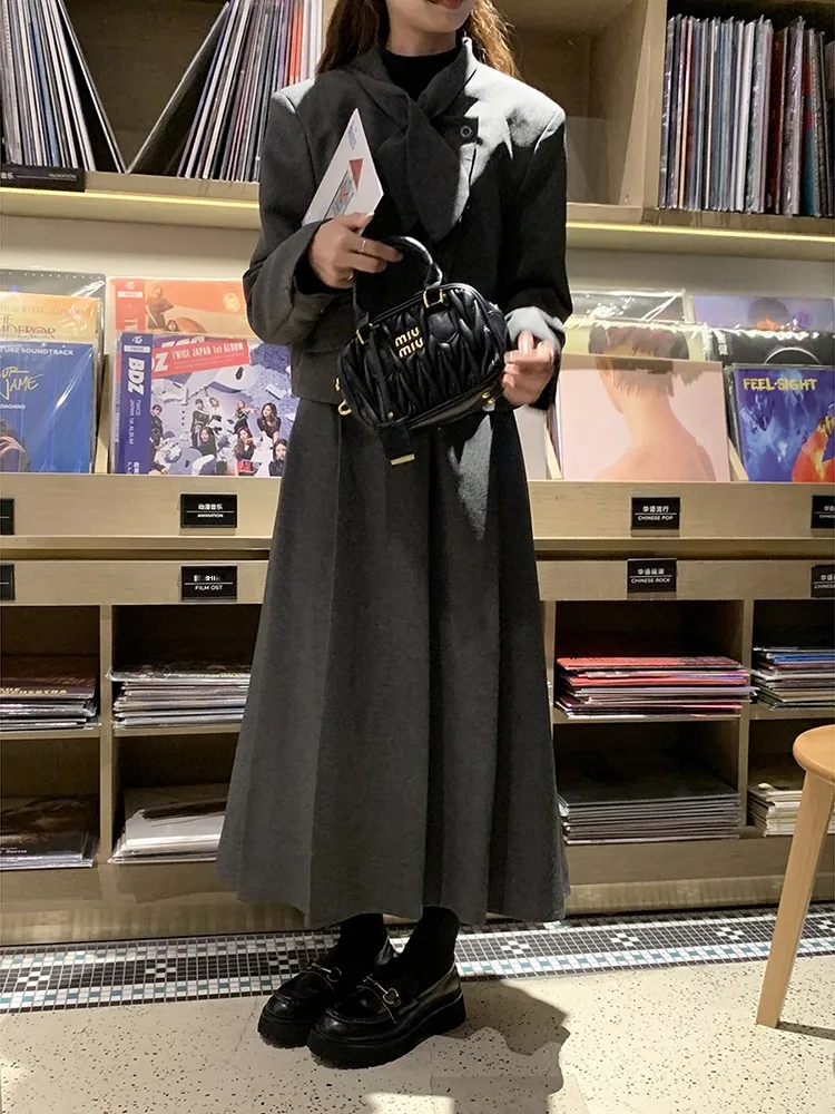 リボン付きジャケットとプリーツスカートの女性用コーディネート（セットアップ対応）：春の韓式スタイルを実現する2wayセットの使い方