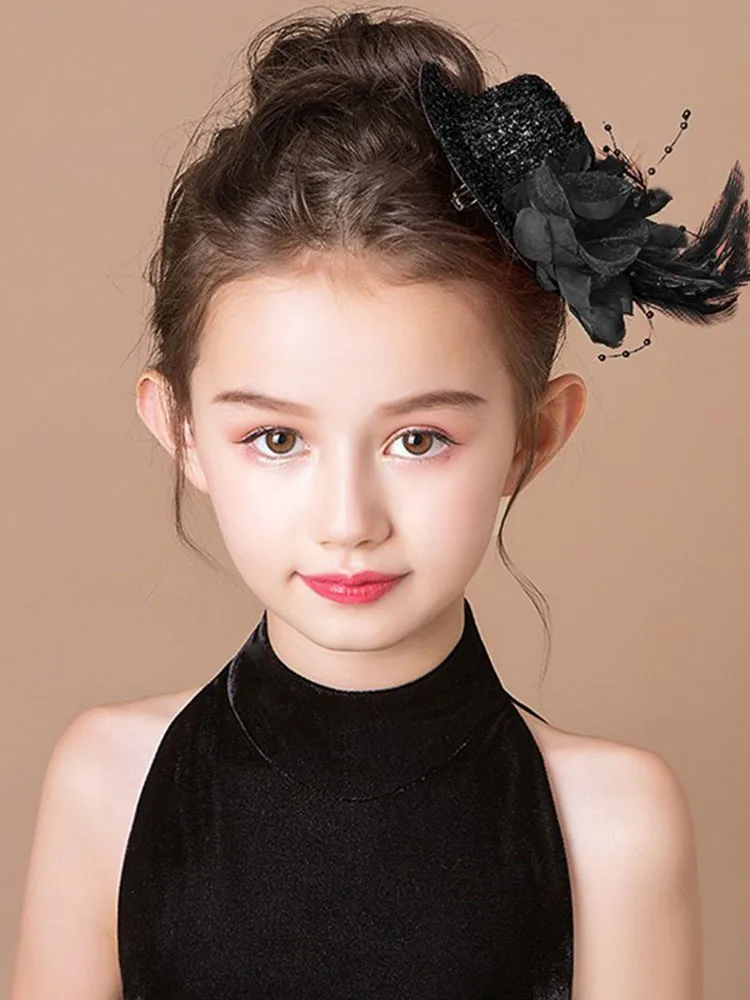 子供の演出にぴったりな銀色スパンコールヘッドドレスは、どう選ぶ？