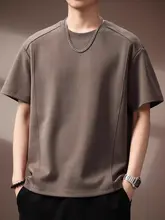 高級感のあるレトロなパッチワークデザインの短袖Tシャツ【メンズ・フィット・通気性】