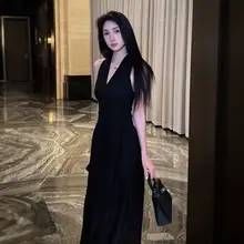 リゾートスタイルのドレープVネックキャミソールワンピース【セクシーなウエスト絞り・夏用・ロング丈】