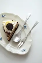 日本製 ステンレス鋼 ハンマードデザイン カトラリーセット【ティースプーン・フォーク・ケーキ用】