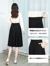 高腰の黒色フレアスカート【春秋用・膝下丈・体型カバー・ウエストゴム】