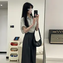 グレー 半袖シャツ レディース【夏用・ゆったりデザイン・カジュアル】