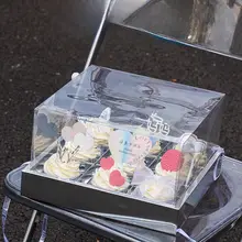 母の日用 マカロンデザインの透明ラッピングギフトボックス【持ち手付き・カップケーキ用】