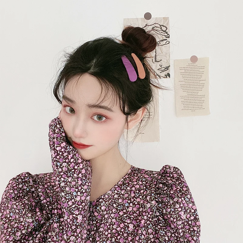 小顔ヘアアレンジ 丸顔に合う可愛い小型ヘアクリップの選び方