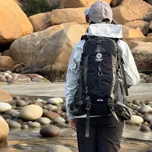 五角星の防水登山リュックサック【男女兼用・旅行・ハイキング用】