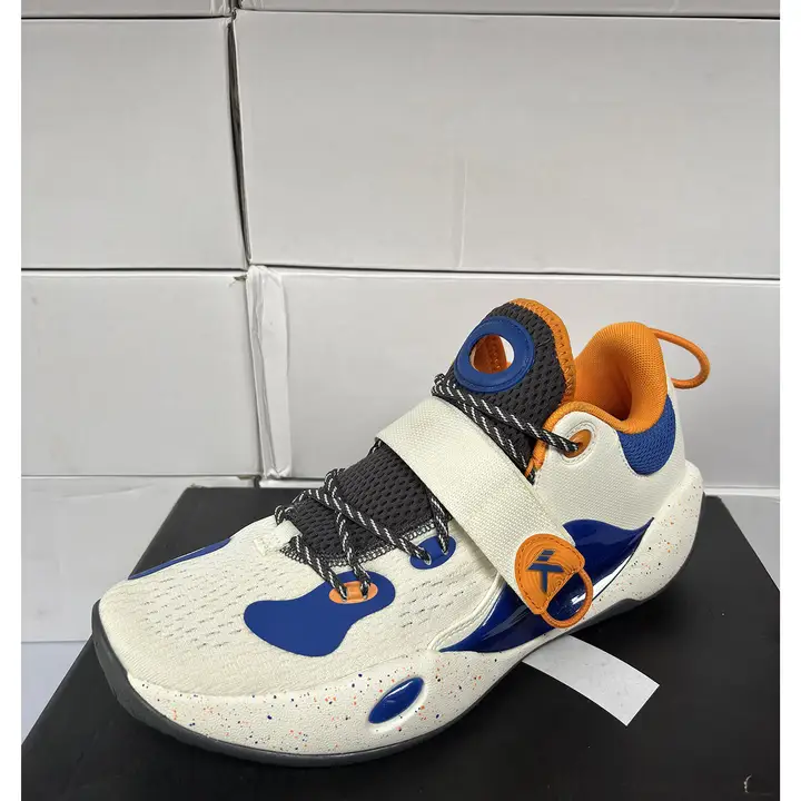 軽量透湿の男性用バスケットボールシューズ【外用・低ランク・スポーツ用】