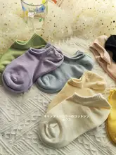 春夏用 薄手ショートソックス【コットン・透湿性・クルー丈・クリーム色・女性用】