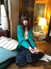 刺繍入り Vネックカーディガン【春秋用・ゆったりデザイン・シンプル・柔らかいニット】