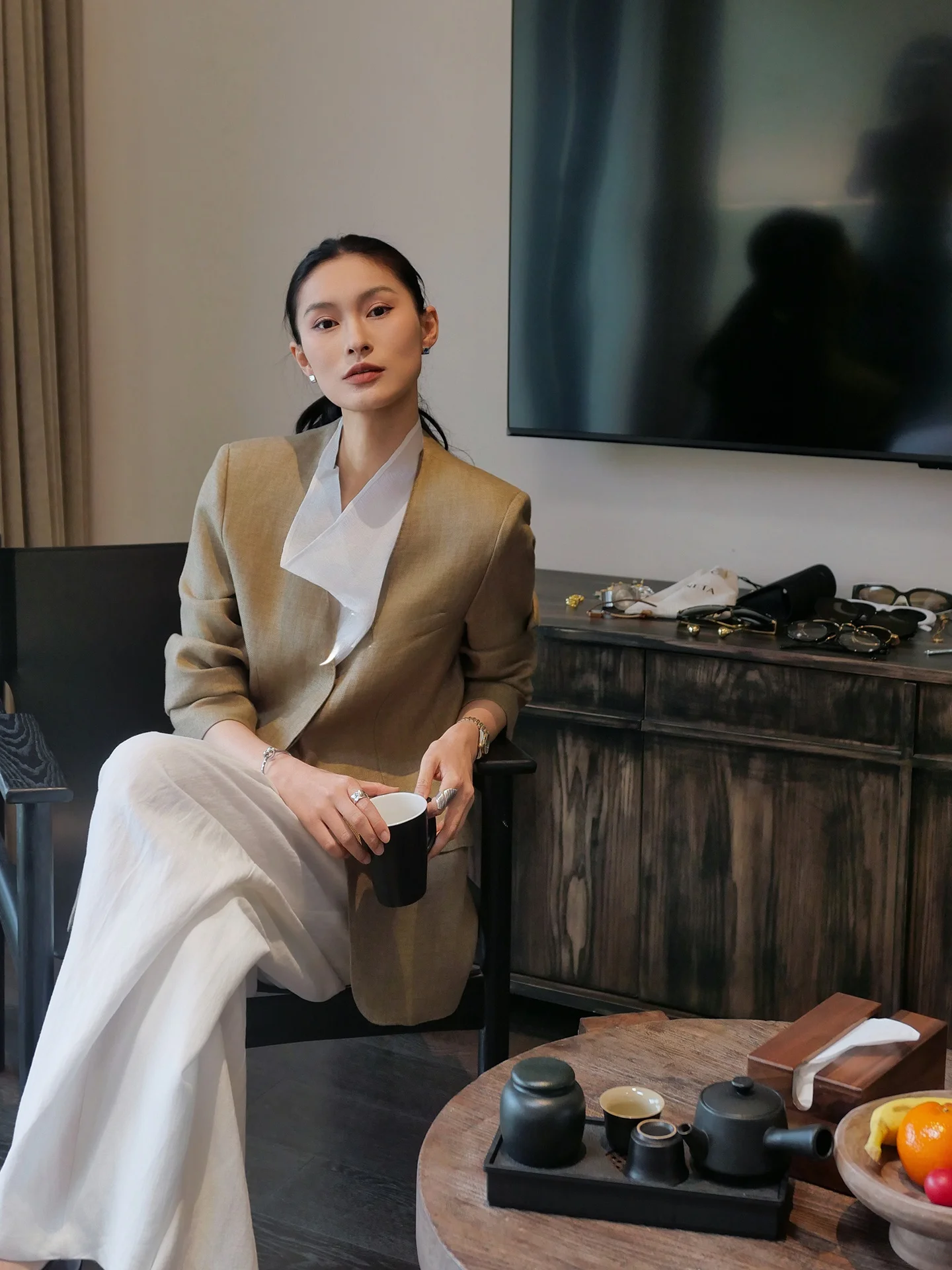 透け透け服は本当にセクシーなのか？その本質と、日常に溶け込む方法