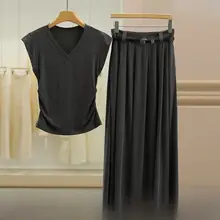 夏用おしゃれなVネック無袖Tシャツとスカート【女性用・ファッション】（セットアップ対応）