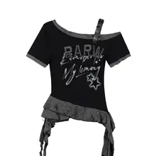 不規則な裾デザインの黒い短袖Tシャツ【女性用・フィット感・オフショルダー】